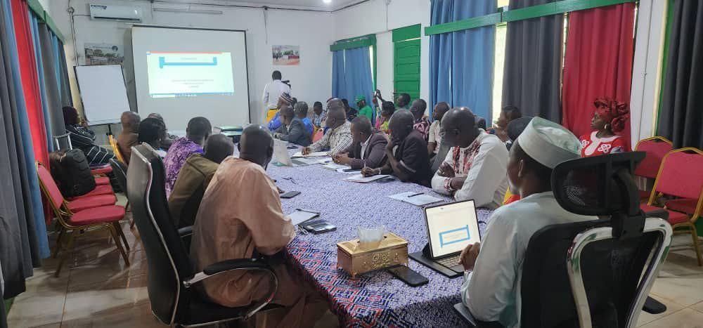 évaluation à mi-parcours des activités de l’entreprise Djibro-Service après 3 trois d’affermage de la SEGA évaluation à mi-parcours des activités de l’entreprise Djibro-Service après 3 trois d’affermage de la SEGA