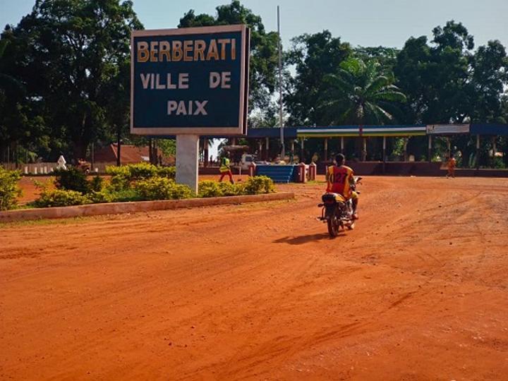 Le Gouvernement Centrafricain : Un Échec Cinglant dans l’Éducation à Berberati Le Gouvernement Centrafricain : Un Échec Cinglant dans l’Éducation à Berberati