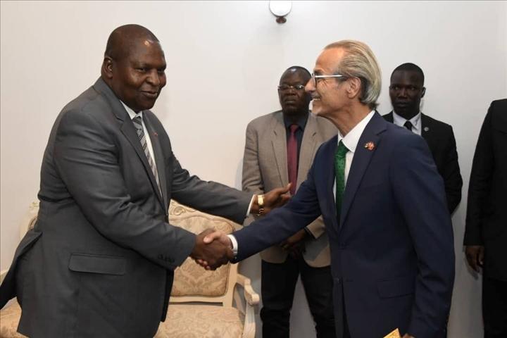 Le bureau humanitaire de la fédération suisse veut intensifier ses actions en faveur de la population centrafricaine Le bureau humanitaire de la fédération suisse veut intensifier ses actions en faveur de la population centrafricaine
