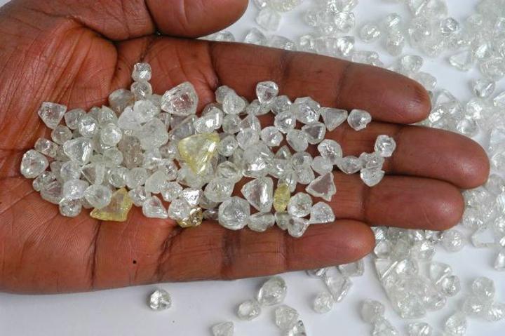 La RCA possède d’énormes potentialités en termes de ressources naturelles méconnues par les centrafricains La RCA possède d’énormes potentialités en termes de ressources naturelles méconnues par les centrafricains