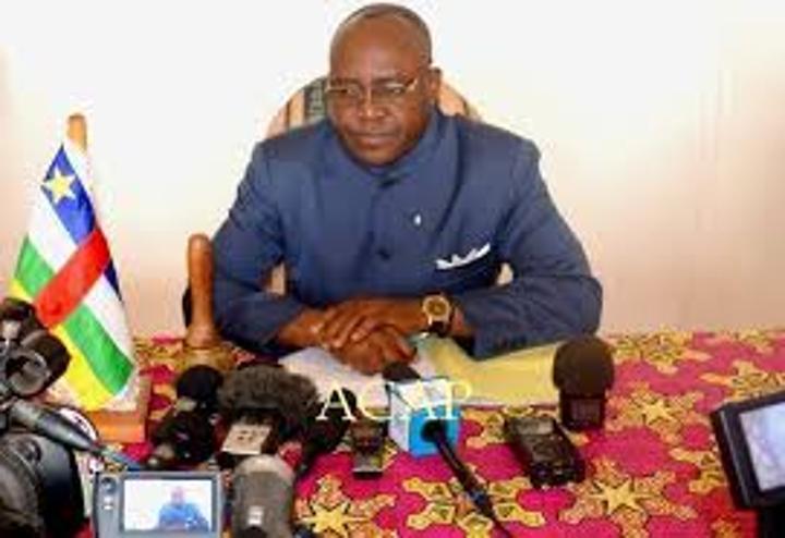 Nouvelle affaire de détournement de fonds à la Mairie de Bangui : appel au limogeage du Maire Emile Gros Nakombo Nouvelle affaire de détournement de fonds à la Mairie de Bangui : appel au limogeage du Maire Emile Gros Nakombo