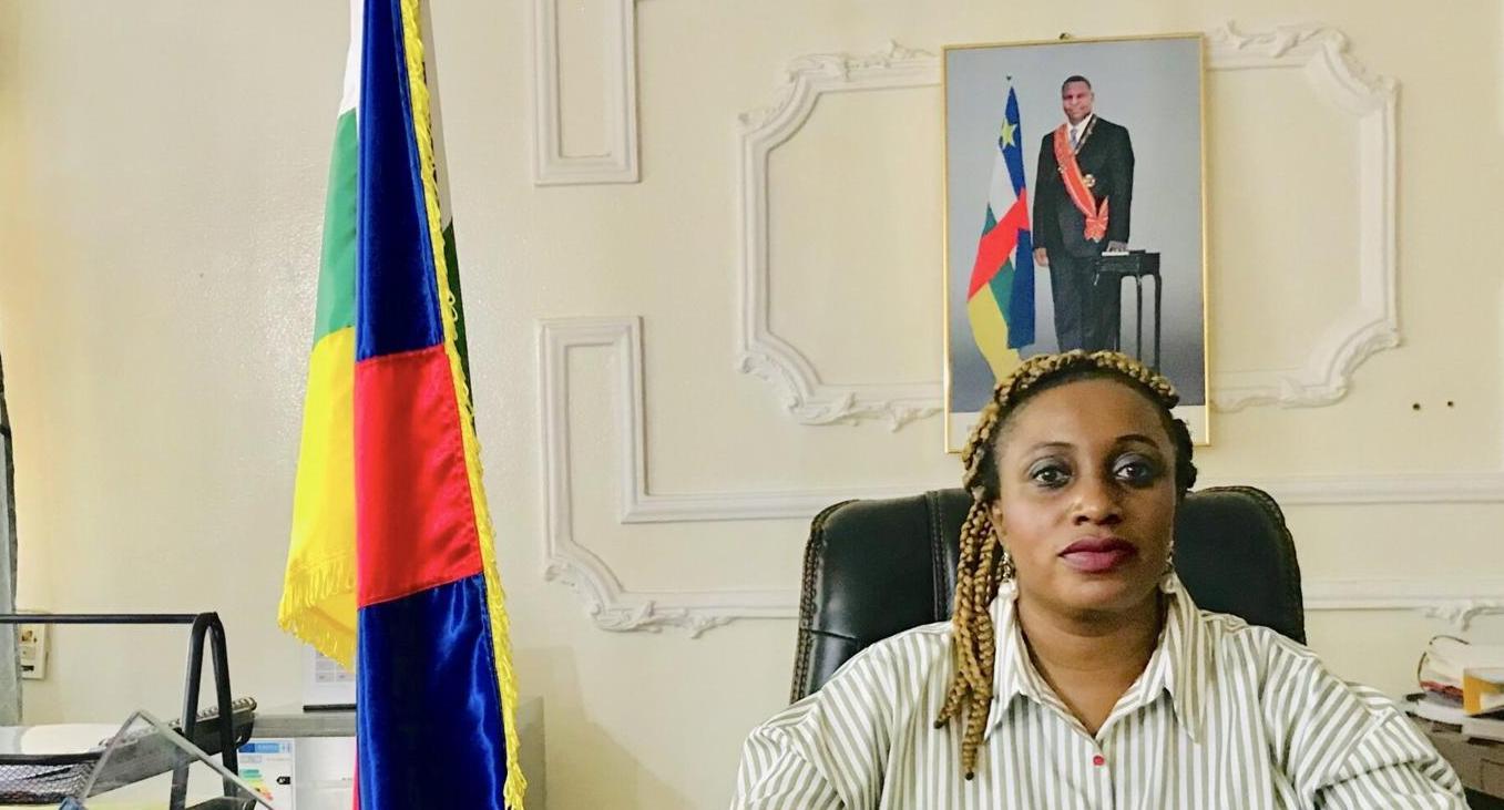 la ministre Ngola Ramadan-Mamata dans la dynamique de restructurer l’ensemble artistique national la ministre Ngola Ramadan-Mamata dans la dynamique de restructurer l’ensemble artistique national