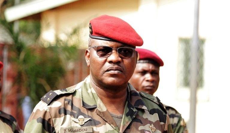 «Nous continuerons à travailler selon l’esprit du chef suprême des armées afin de garantir la sécurité du peuple centrafricain » Zéphirin Mamadou «Nous continuerons à travailler selon l’esprit du chef suprême des armées afin de garantir la sécurité du peuple centrafricain » Zéphirin Mamadou