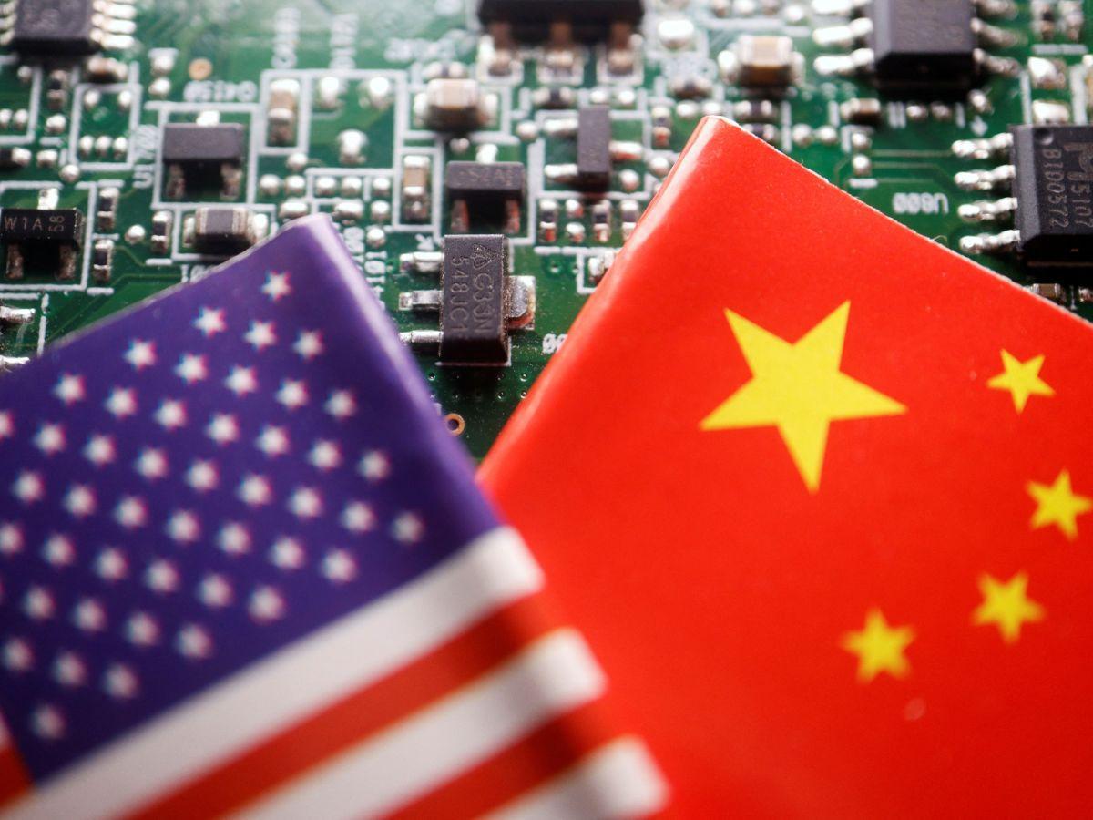 Microprocesseurs : les États-Unis durcissent les restrictions pour freiner la Chine dans la course à l'IA Microprocesseurs : les États-Unis durcissent les restrictions pour freiner la Chine dans la course à l'IA