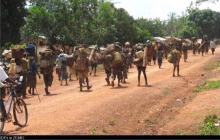 Après la prise de Mboki par les miliciens azandés, un renfort des forces de l’ordre en provenance de Bangui tourne au fiasco Après la prise de Mboki par les miliciens azandés, un renfort des forces de l’ordre en provenance de Bangui tourne au fiasco