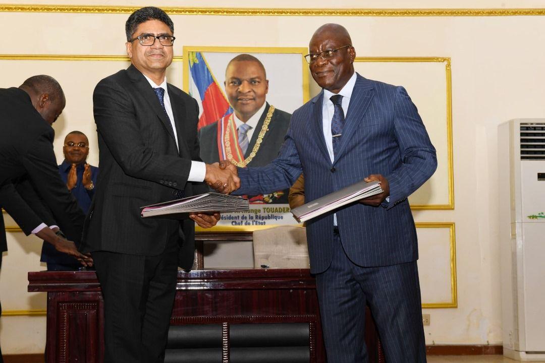 Développement en marche : Touadéra attire des partenaires internationaux majeurs pour transformer la Centrafrique Développement en marche : Touadéra attire des partenaires internationaux majeurs pour transformer la Centrafrique