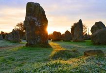 Mégalithes de Carnac: Secrets et Patrimoine UNESCO Mégalithes de Carnac: Secrets et Patrimoine UNESCO
