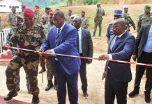 Président Proche de Son Armée Président Proche de Son Armée