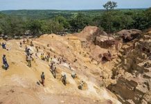 Wagner, Or et Diamants: Financement en Centrafrique Wagner, Or et Diamants: Financement en Centrafrique