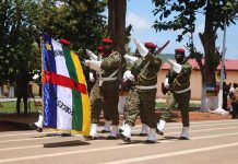 les FACA atteignent un effectif d’environ 30 000 hommes les FACA atteignent un effectif d’environ 30 000 hommes