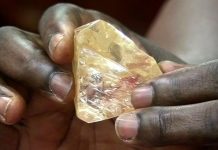 Interpellation de Marouf Khalif et un diamant mystérieux Interpellation de Marouf Khalif et un diamant mystérieux