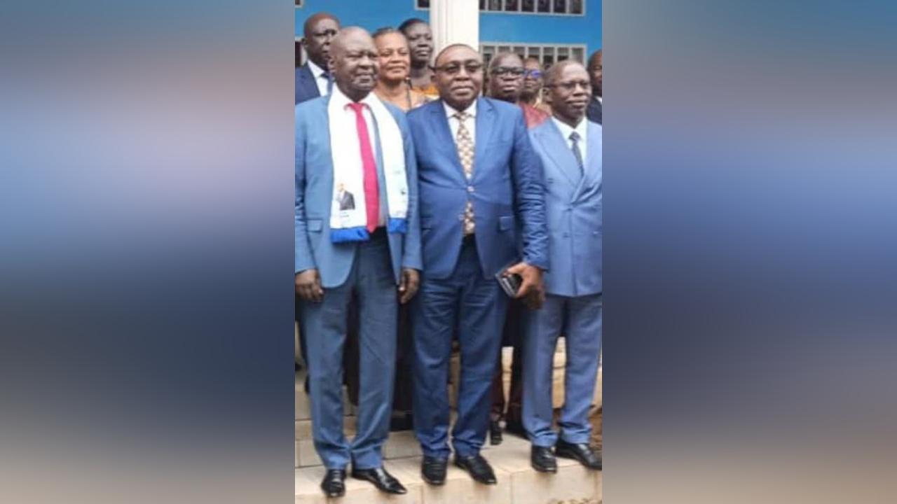 Roi Touadéra Nomme Équipe Avant Validation Candidature Roi Touadéra Nomme Équipe Avant Validation Candidature