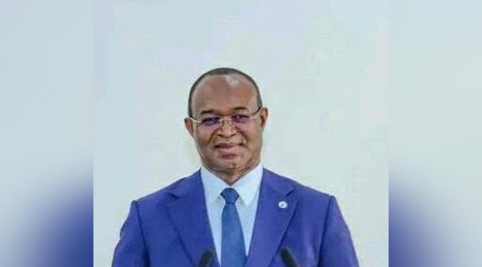 MCU Insulte Dologuélé, Défend Touadéra MCU Insulte Dologuélé, Défend Touadéra