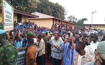 Soutien au Président Touadéra à Bangui 10ᵉ Arrondissement Soutien au Président Touadéra à Bangui 10ᵉ Arrondissement