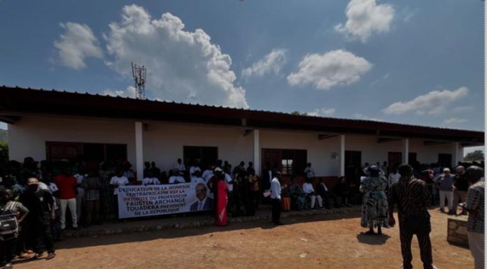 Inauguration D’un Bâtiment Scolaire à Gobongo Inauguration D'un Bâtiment Scolaire à Gobongo