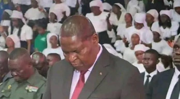 Touadéra Au Pouvoir: Un Décennie D’Apprentissage Touadéra Au Pouvoir: Un Décennie D'Apprentissage