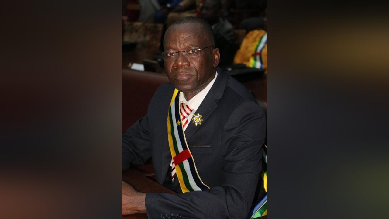 Le Monde Ne Souhaite Pas Notre Développement Le Monde Ne Souhaite Pas Notre Développement