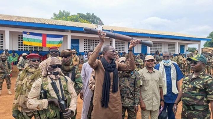 Récupération des Grades des Chefs Rebelles en RCA Récupération des Grades des Chefs Rebelles en RCA