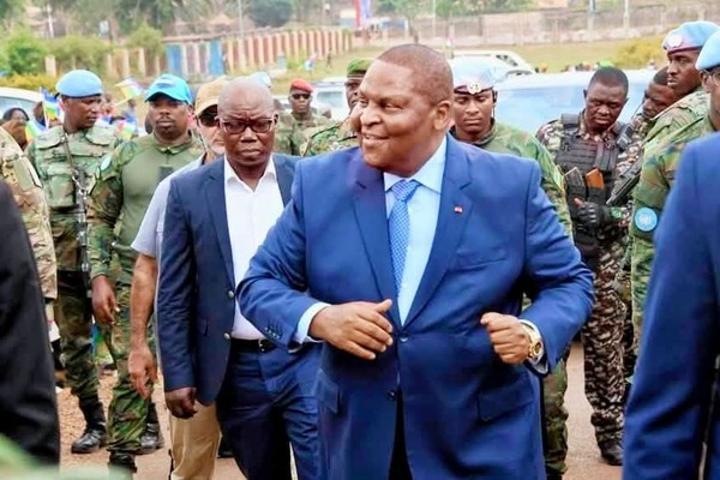 Touadéra S'endette Massivement Auprès Des Libanais Touadéra S'endette Massivement Auprès Des Libanais