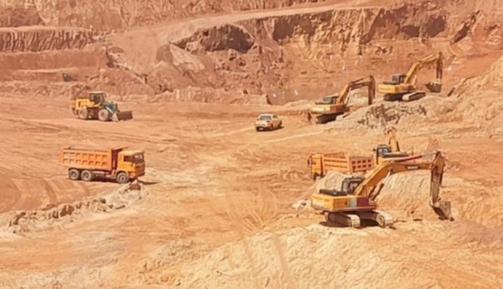 Découverte de Corps Sous Graviers par Orapilleurs Découverte de Corps Sous Graviers par Orapilleurs