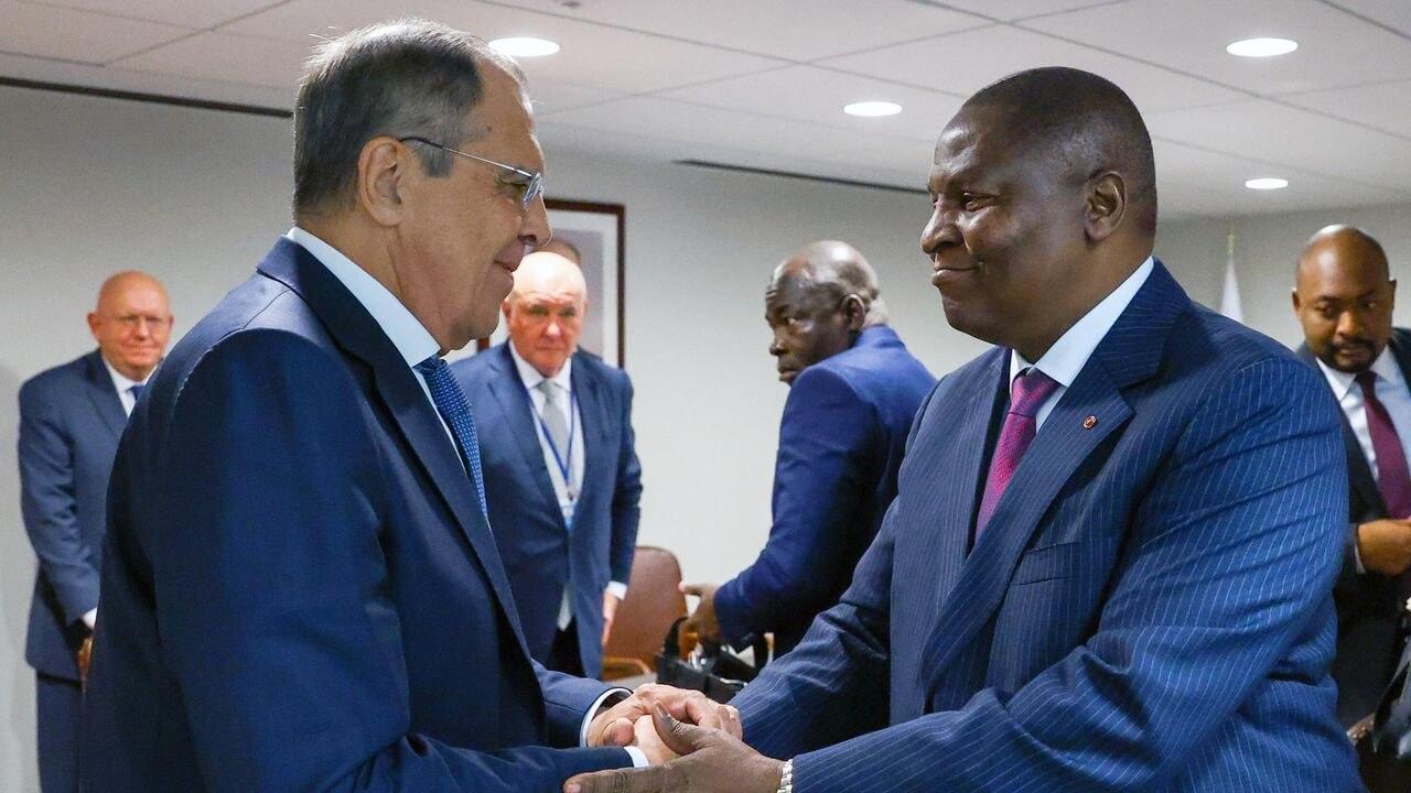 Russie Afrique: Partenariat Stratégique en Mutation Russie Afrique: Partenariat Stratégique en Mutation