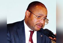 Femmes Wagner à Bangui Face à Bokassa et Dologuelé Femmes Wagner à Bangui Face à Bokassa et Dologuelé