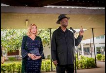 Législatives 2025: Ouattara et la Première Dame Votent Législatives 2025: Ouattara et la Première Dame Votent