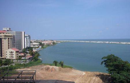 Montée des Eaux en Afrique Multipliée par Quatre Montée des Eaux en Afrique Multipliée par Quatre