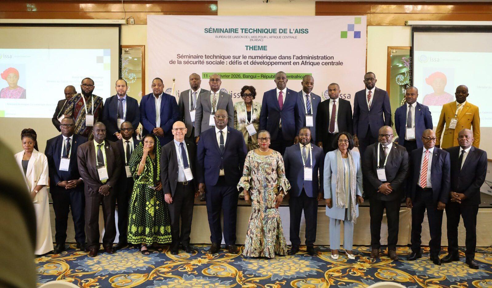 Séminaire Régional Sur La Transformation Numérique Séminaire Régional Sur La Transformation Numérique