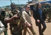 Contrôle Du Pouvoir Par Les Voyous À PK5 Contrôle Du Pouvoir Par Les Voyous À PK5