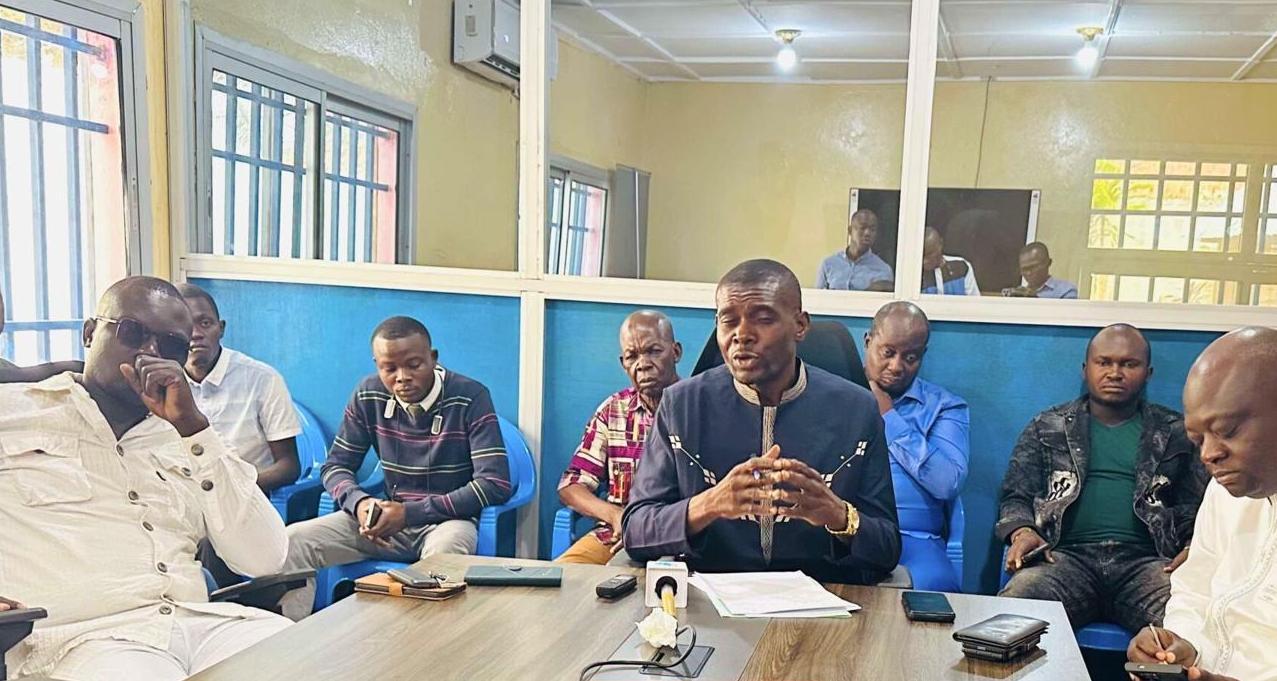 Ressortissants de Bossangoa dénoncent Bozizé Ressortissants de Bossangoa dénoncent Bozizé