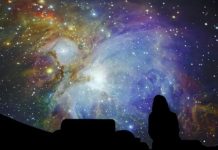 Chimie à l’origine des étoiles au centre de la Voie lactée Chimie à l'origine des étoiles au centre de la Voie lactée