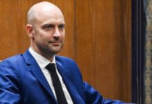 Visite de Barrot: France Renforce Coopération en Centrafrique Visite de Barrot: France Renforce Coopération en Centrafrique