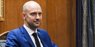 Visite de Barrot: France Renforce Coopération en Centrafrique Visite de Barrot: France Renforce Coopération en Centrafrique