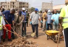 Opération Kwa Ti Kodro Pour Une Bangui Plus Propre Opération Kwa Ti Kodro Pour Une Bangui Plus Propre