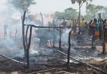 Incendie au Site Des Réfugiés De Mpougou À Ouanda-Djallé Incendie au Site Des Réfugiés De Mpougou À Ouanda-Djallé