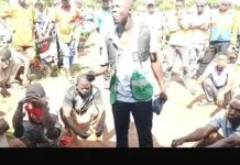 Mécontentement Des Conducteurs De Taxis-Moto À Carnot Mécontentement Des Conducteurs De Taxis-Moto À Carnot