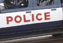 Désarmement de Trois Policiers par un Soldat Centrafricain Désarmement de Trois Policiers par un Soldat Centrafricain