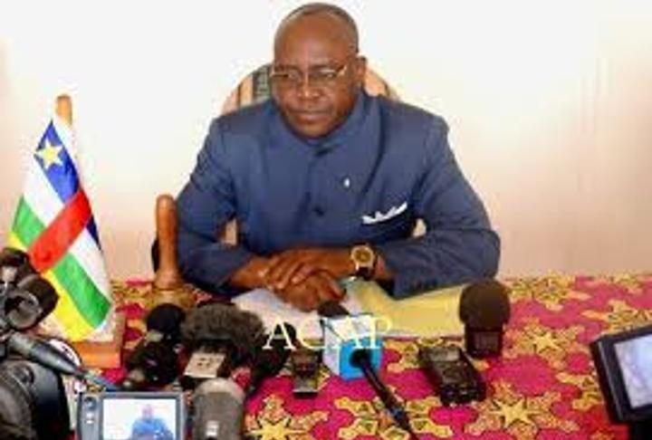 Abrogation Du Décret D’Émile Gros Nakombo À Bangui Abrogation Du Décret D'Émile Gros Nakombo À Bangui