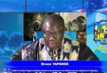 Gouvernement Luttant Contre Ses Propres Faux Diplômes Gouvernement Luttant Contre Ses Propres Faux Diplômes