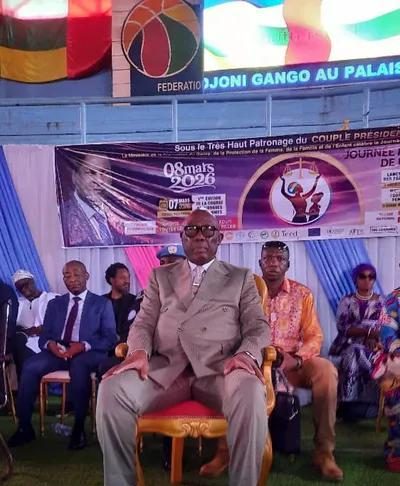 REMANIEMENT gouvernemental EN cours : une véritable FOIRE AUX VOLEURS DANS UN PAYS totalement EN RUINE REMANIEMENT gouvernemental EN cours : une véritable FOIRE AUX VOLEURS DANS UN PAYS totalement EN RUINE