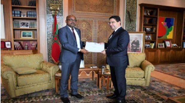 Bourita reçoit l’envoyé spécial du président de l’Union des Comores, porteur d’un message à SM le Roi Mohammed VI Bourita reçoit l’envoyé spécial du président de l’Union des Comores, porteur d’un message à SM le Roi Mohammed VI