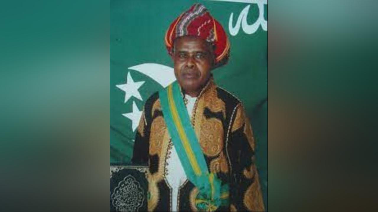24ème Commémoration de la mort de l’ancien président Taki: Une cérémonie sobre et dans la stricte intimité familiale 24ème Commémoration de la mort de l’ancien président Taki: Une cérémonie sobre et dans la stricte intimité familiale