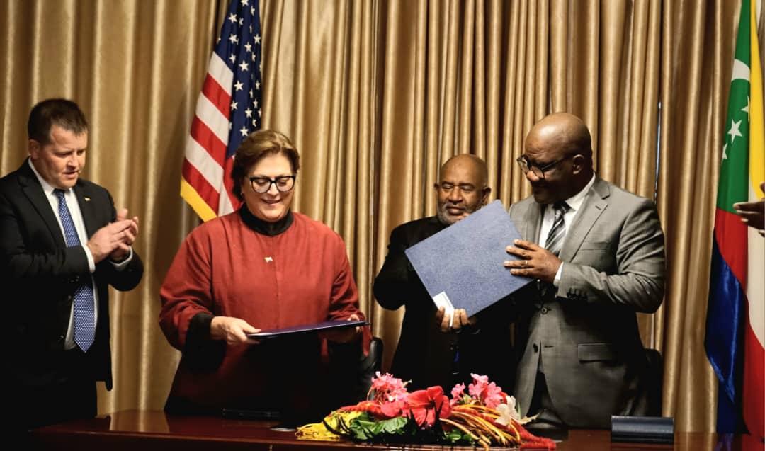 Les États-Unis et les Comores signent un accord historique