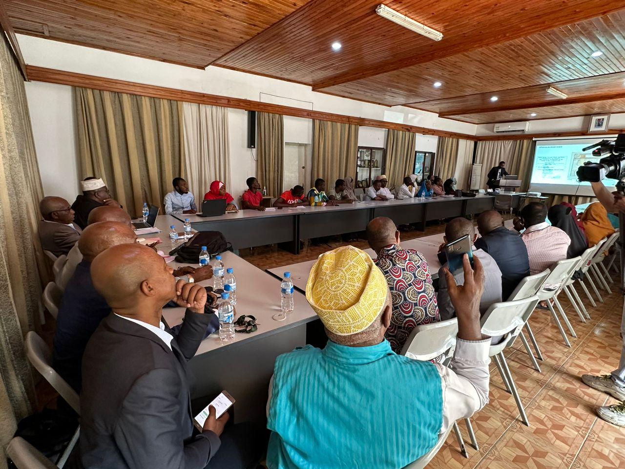 Conférence débat à l’Université des Comores : L’histoire biologique des populations insulaires au cœur du débat Conférence débat à l’Université des Comores : L’histoire biologique des populations insulaires au cœur du débat