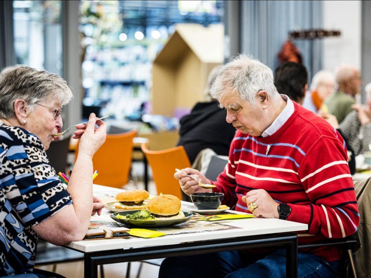 Seniors, quelle alimentation pour rester en bonne santé ? Seniors, quelle alimentation pour rester en bonne santé ?