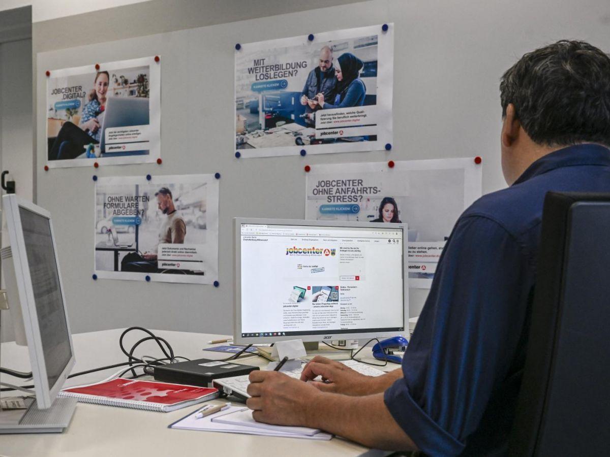 Travail : ces signes qui montrent que vous êtes dans un environnement toxique Travail : ces signes qui montrent que vous êtes dans un environnement toxique