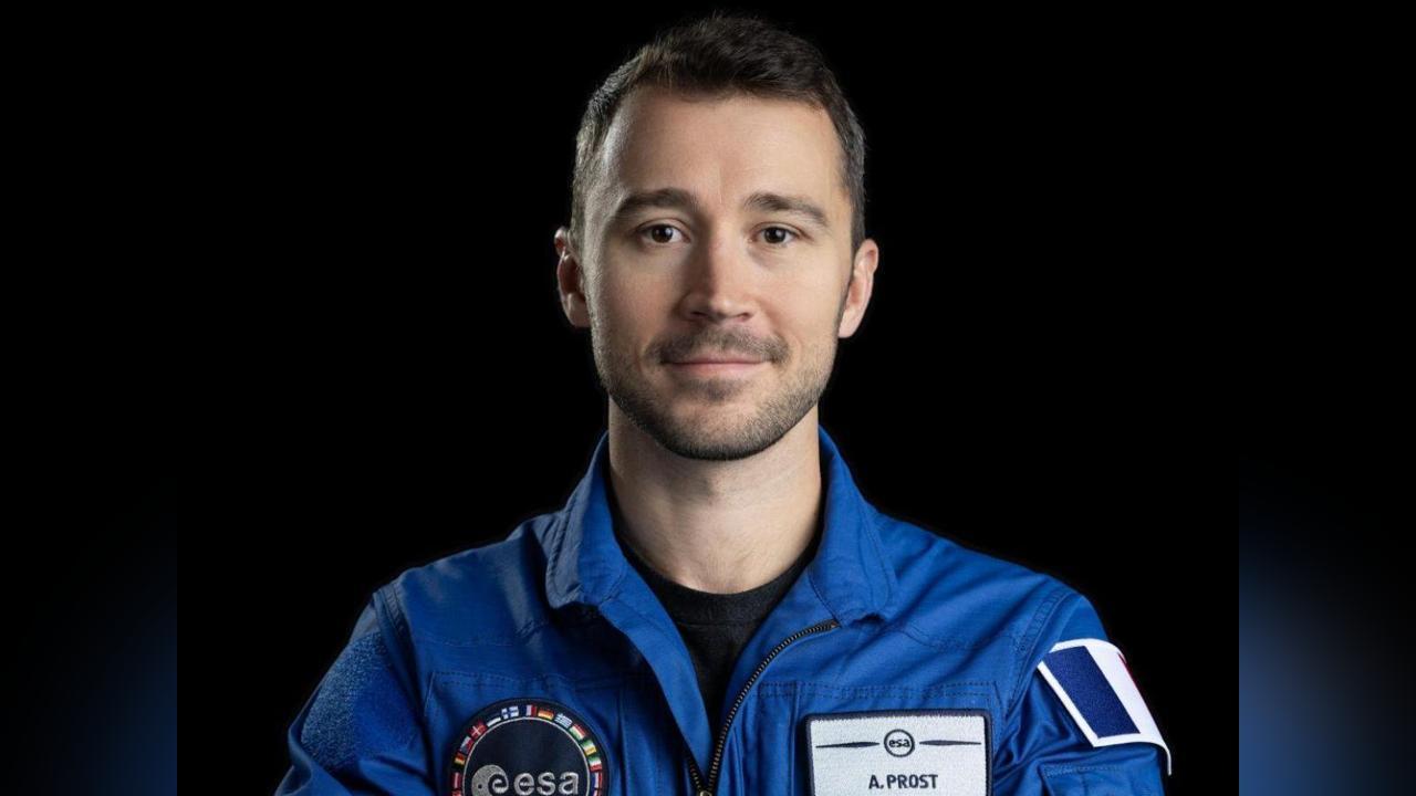 Astrophysique et Quotidien D’Astronaute D’Arnaud Prost Astrophysique et Quotidien D’Astronaute D’Arnaud Prost