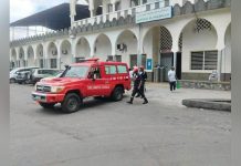 Abandon de Nouveau-Nés aux Comores et Accouchement sous X Abandon de Nouveau-Nés aux Comores et Accouchement sous X