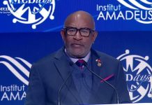 Clôture des Medays 2025: Azali Appelle À Réinventer Clôture des Medays 2025: Azali Appelle À Réinventer